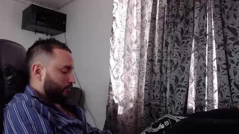 jacobkingd online show from February 2025 08:00:01 PM