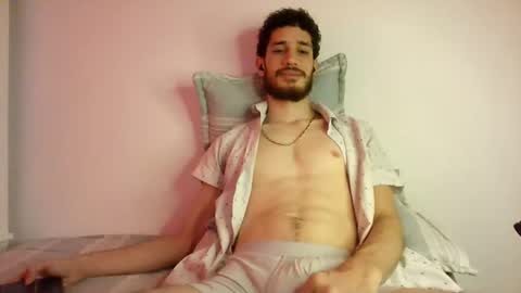 Snapshot of jacobmurphy2103 chatting on October 2025 04:36:02 PM JACOB ROBIN online show from October 2025 04:36:02 PM