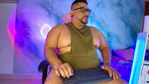 daddy sir master bear online show from March 2026 02:28:02 AM