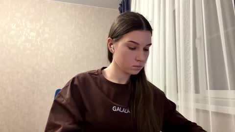 Snapshot of jacquelinesalsberg chatting on February 2026 03:28:01 PM Mira online show from February 2026 03:28:01 PM