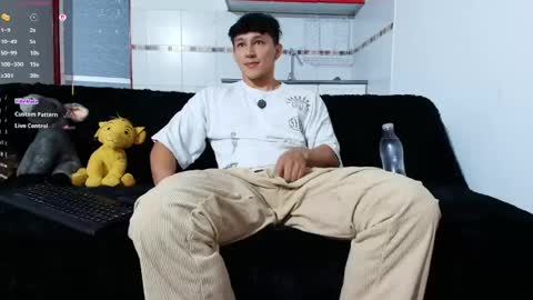 jacobo online show from April 2026 01:27:02 PM