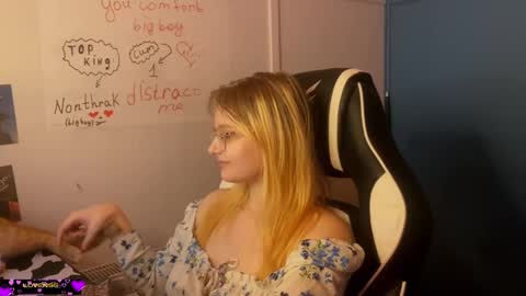 jacywinslat online show from February 2025 10:31:01 PM