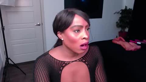 Snapshot of jade1677 chatting on November 2025 08:10:01 PM Jade online show from November 2025 08:10:01 PM