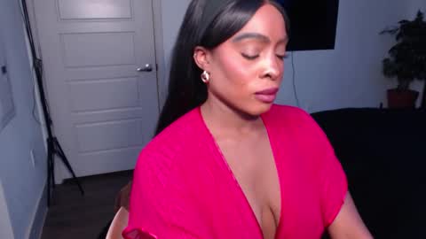 Snapshot of jade1677 chatting on December 2025 08:03:02 PM Jade online show from December 2025 08:03:02 PM