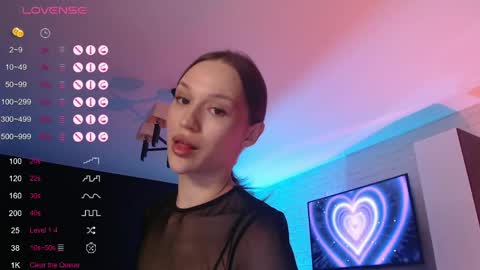 Jade online show from April 2026 05:07:01 PM