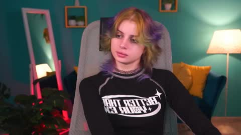 jade_castle online show from January 2025 02:16:02 AM