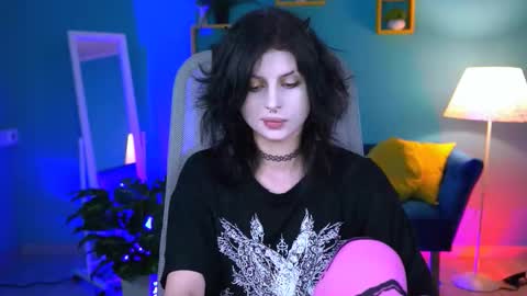 jade_castle online show from October 2025 05:44:02 PM