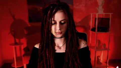 jade_castle online show from May 2026 04:15:02 PM
