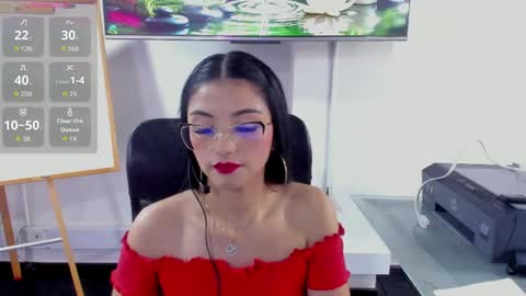 Snapshot of jade_connor chatting on April 2026 08:32:01 PM jade_connor online show from April 2026 08:32:01 PM