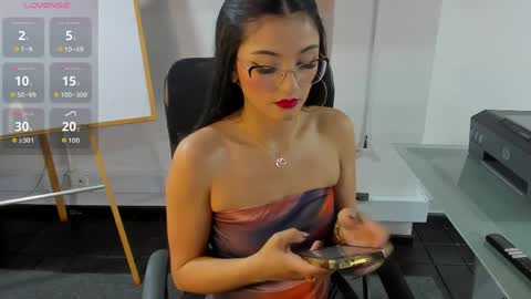 Snapshot of jade_connor chatting on May 2026 08:14:02 PM jade_connor online show from May 2026 08:14:02 PM