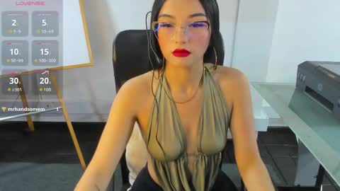 Snapshot of jade_connor chatting on May 2026 08:46:01 PM jade_connor online show from May 2026 08:46:01 PM