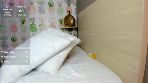 jade_cruz20 online show from December 2024 10:23:01 PM