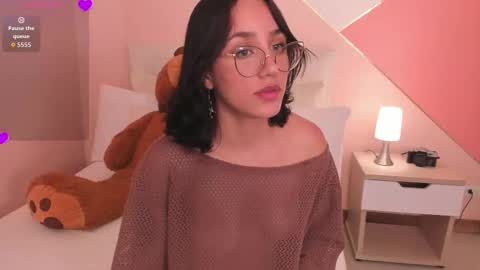 Snapshot of jade_evergreen_ chatting on October 2025 05:45:01 PM Jade online show from October 2025 05:45:01 PM