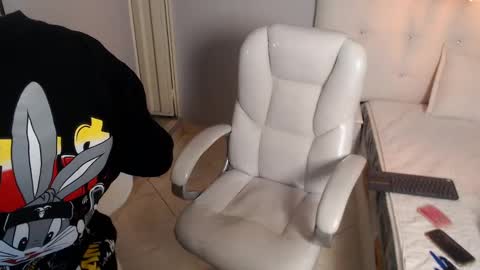 Snapshot of jade_scarllet chatting on January 2025 08:26:02 PM karlla scarlet online show from January 2025 08:26:02 PM