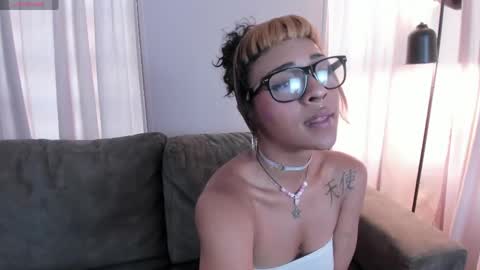 Snapshot of jade_star__ chatting on May 2026 09:54:01 PM jade_star__ online show from May 2026 09:54:01 PM