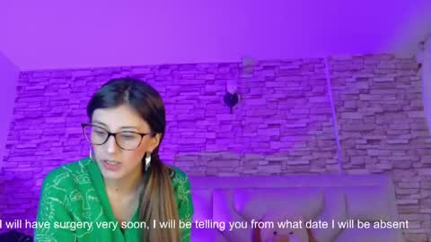 jade white  online show from May 2026 12:32:02 PM