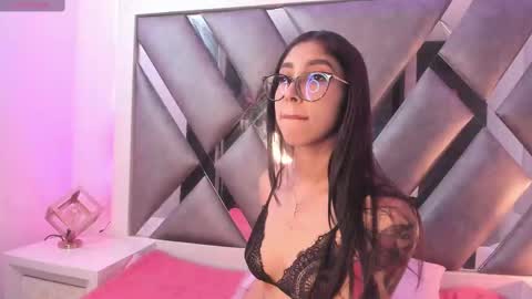 jadeestudios online show from February 2025 09:26:02 PM