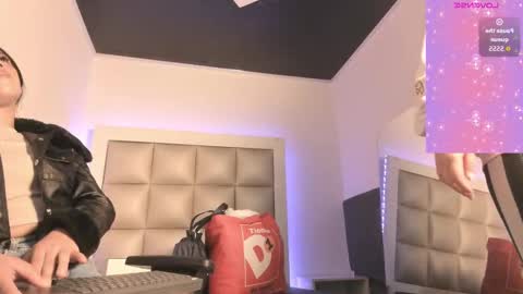 jadeestudios online show from September 2025 11:54:01 AM