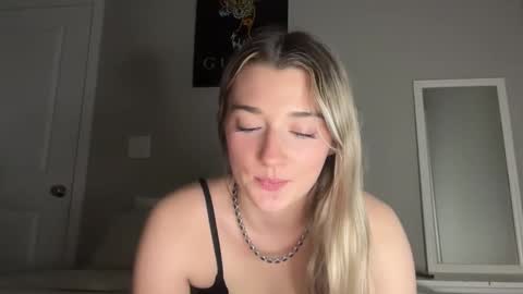 Snapshot of jadejamessecret chatting on March 2026 05:46:01 AM Jade james online show from March 2026 05:46:01 AM