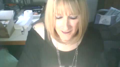 Jademinx online show from November 2025 03:25:02 PM