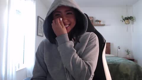 Snapshot of jadelove_ chatting on January 2025 08:15:02 PM Jade Love online show from January 2025 08:15:02 PM