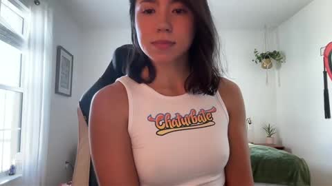 Snapshot of jadelove_ chatting on January 2025 07:00:02 PM Jade Love online show from January 2025 07:00:02 PM