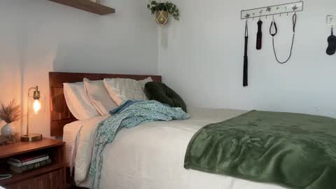 Snapshot of jadelove_ chatting on September 2025 05:45:01 PM Jade Love online show from September 2025 05:45:01 PM