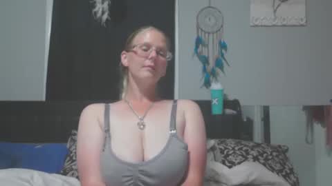 JadeLuv online show from April 2026 12:46:02 AM