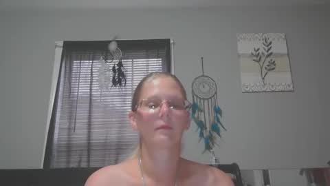 JadeLuv online show from May 2026 05:51:01 PM