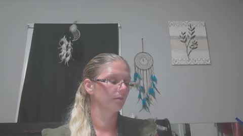 JadeLuv online show from June 2026 01:50:02 AM
