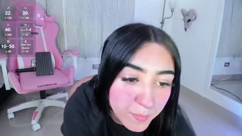 Snapshot of jademorwen chatting on December 2024 02:34:02 AM JADE online show from December 2024 02:34:02 AM