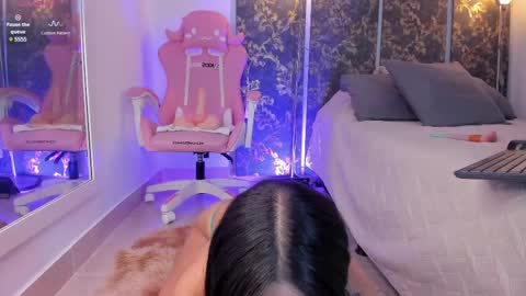 Snapshot of jademorwen chatting on February 2025 06:42:01 PM JADE online show from February 2025 06:42:01 PM