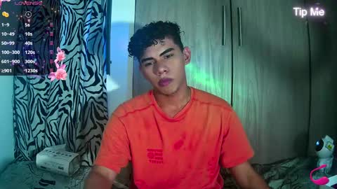 javi15  online show from December 2024 07:25:01 AM