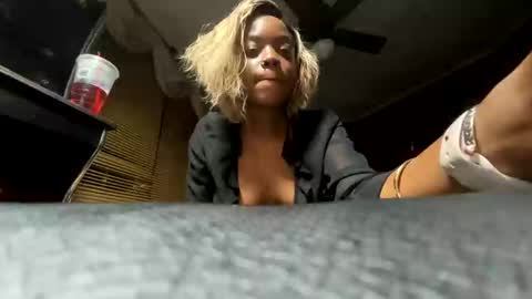 jaeechocolate online show from November 2025 08:58:02 AM