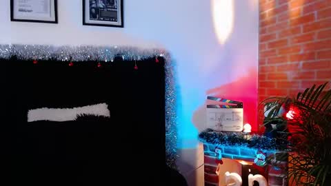 Snapshot of jaiden_thoner chatting on December 2025 09:17:01 AM Jaiden online show from December 2025 09:17:01 AM