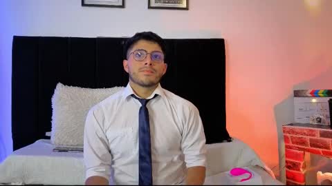 Snapshot of jaiden_thoner chatting on January 2026 01:40:01 AM Jaiden online show from January 2026 01:40:01 AM