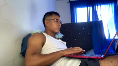 jairsalazar167 online show from January 2026 09:18:02 PM