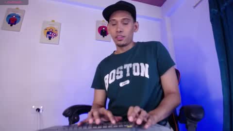 JAISON HALLS online show from November 2025 06:13:02 AM