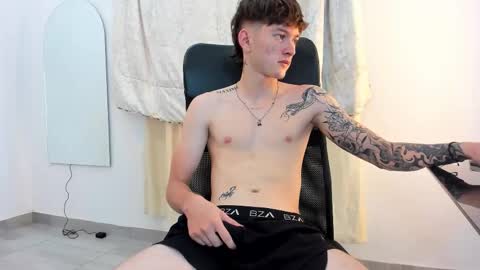 Jake online show from October 2025 09:25:02 PM