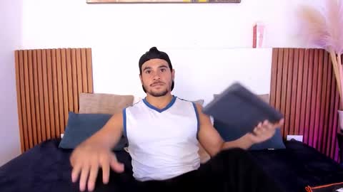 Jake  online show from November 2025 03:38:01 AM