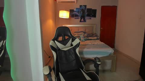 Jake Pons online show from December 2024 01:53:01 AM