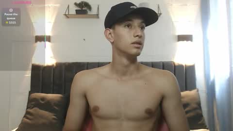 Hi guys im new 3 online show from September 2025 06:32:02 PM