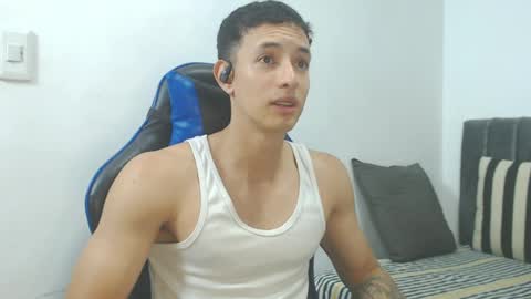 Hi guys im new 3 online show from March 2026 04:34:02 AM