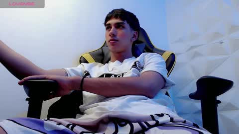 jake_tripp online show from December 2024 08:34:02 AM