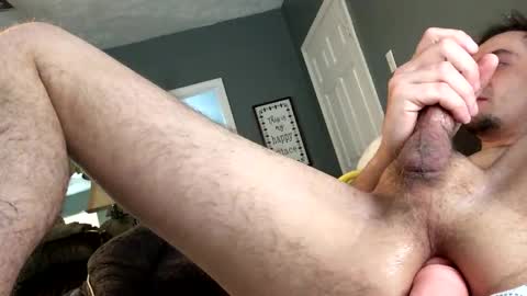 Snapshot of jakeandhissnakee chatting on December 2024 03:13:02 PM jakeandhissnakee online show from December 2024 03:13:02 PM