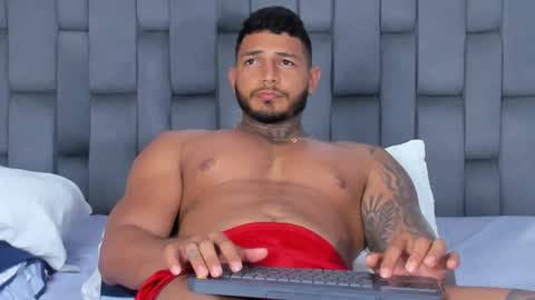 my name is sebas If you come here dont hesitate to say hello Im a guy who really likes having conversations and having hot online show from February 2025 04:11:02 AM