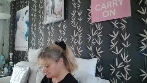 JAKKI LOUISE pornstar online show from November 2025 01:11:01 PM