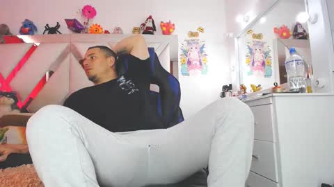 Snapshot of jakson_hot chatting on March 2025 08:10:02 PM pipe online show from March 2025 08:10:02 PM