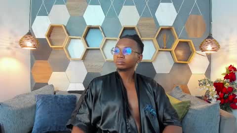   online show from February 2025 08:33:01 AM