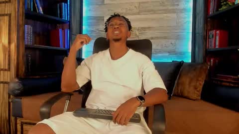   online show from September 2025 03:30:01 AM